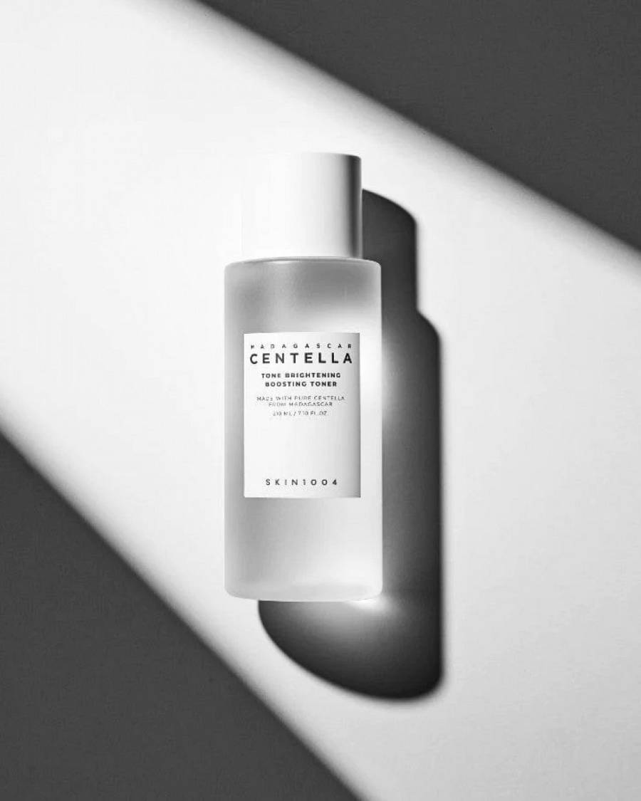 SKIN1004 Madagascar Centella Tone Brightening Boosting Toner - 210ml