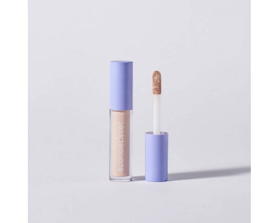 DREAMY CONCEALER 01 MERINGUE- ITS A TRICK! BLONDE SITER